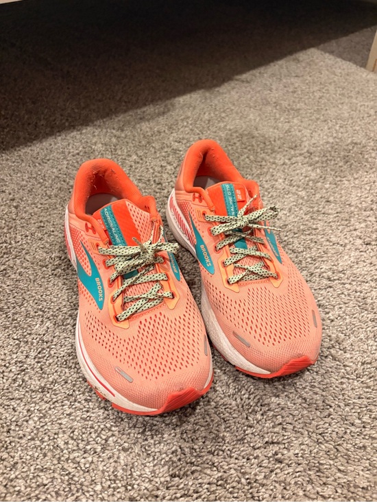 Brooks Shoes - Brooks womans Running Shoes - Coral/Teal